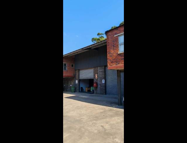 186M² MINI FACTORY TO LET IN BRIARDENE